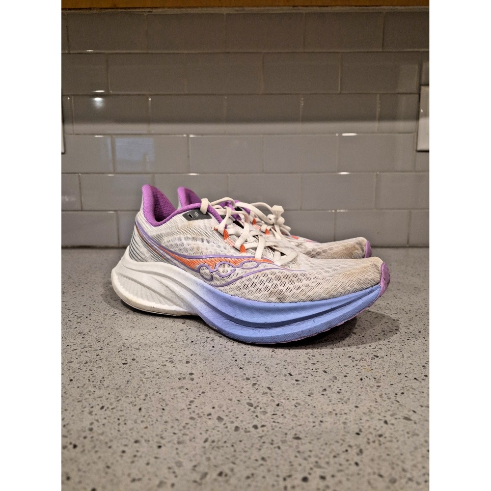 Saucony endorphin speed 5 Women's Size 9 'white/Crocus' Running Shoes